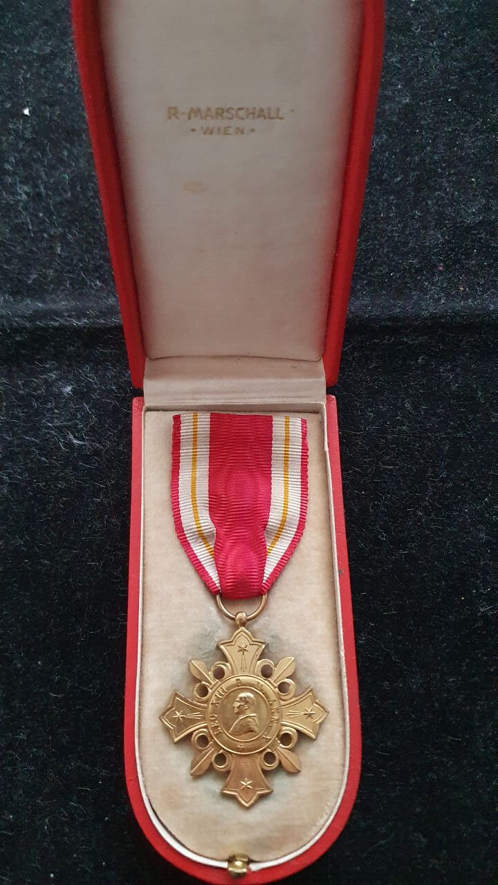 Pro Ecclesia et pontifice