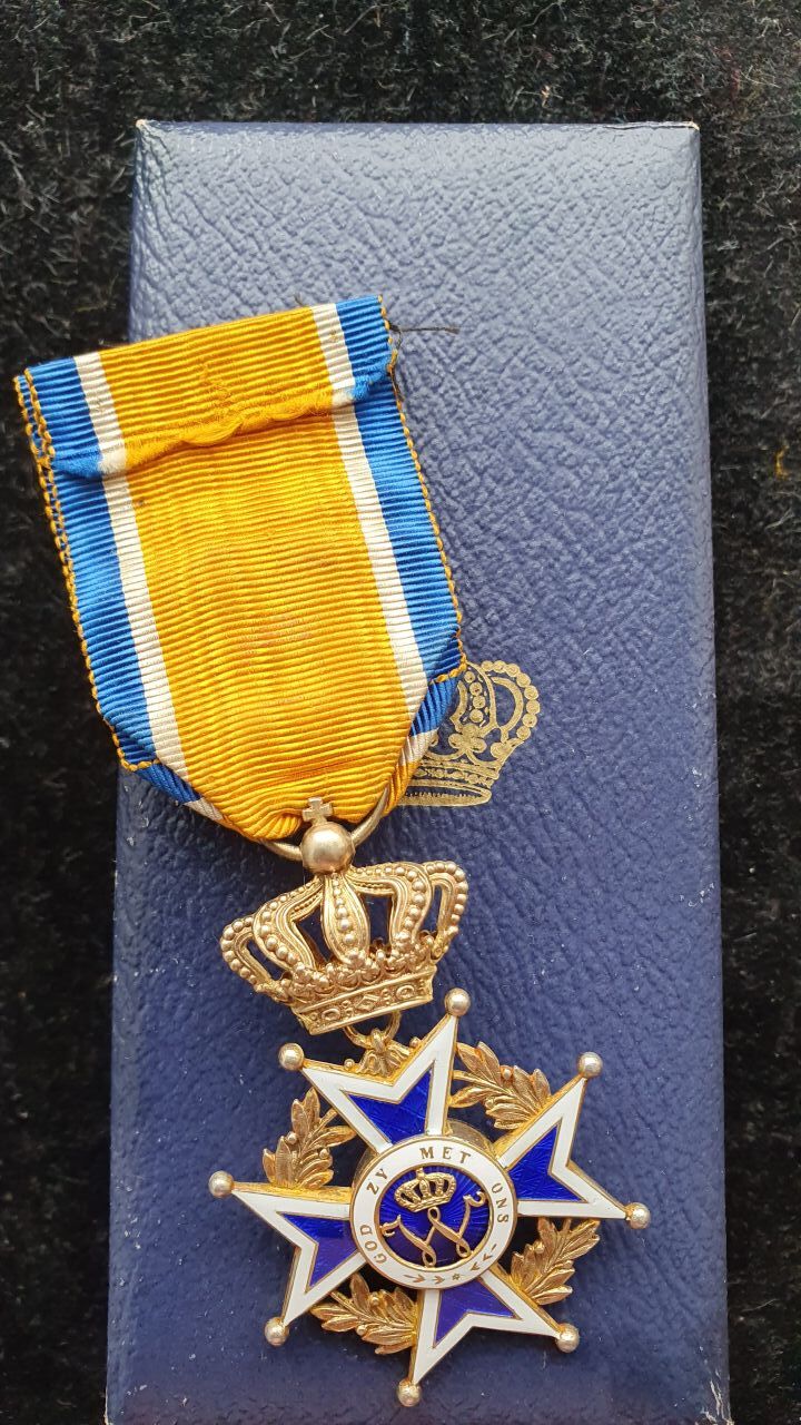 Civil Orange Nassau order Officer Oranje Nassau civiel