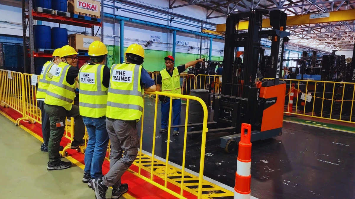 Forklift Training Singapore – Certified Operator Courses Forklift Training Singapore – Certified Operator Courses