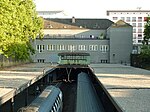 Bahnhof Wiedikon mit Perronanlagen und Stellwerk